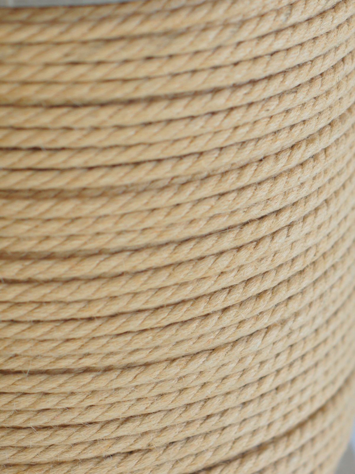 Mitsuki MAXI-ROLL, ~6kg, multi-ply loose-lay jute rope for Shibari and Kinbaku applications, untreated, JBO-free